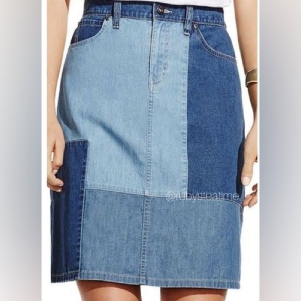 Two by Vince Camuto Patchwork Blue Denim Colorblock Pull-On Skirt. 10. NEW.